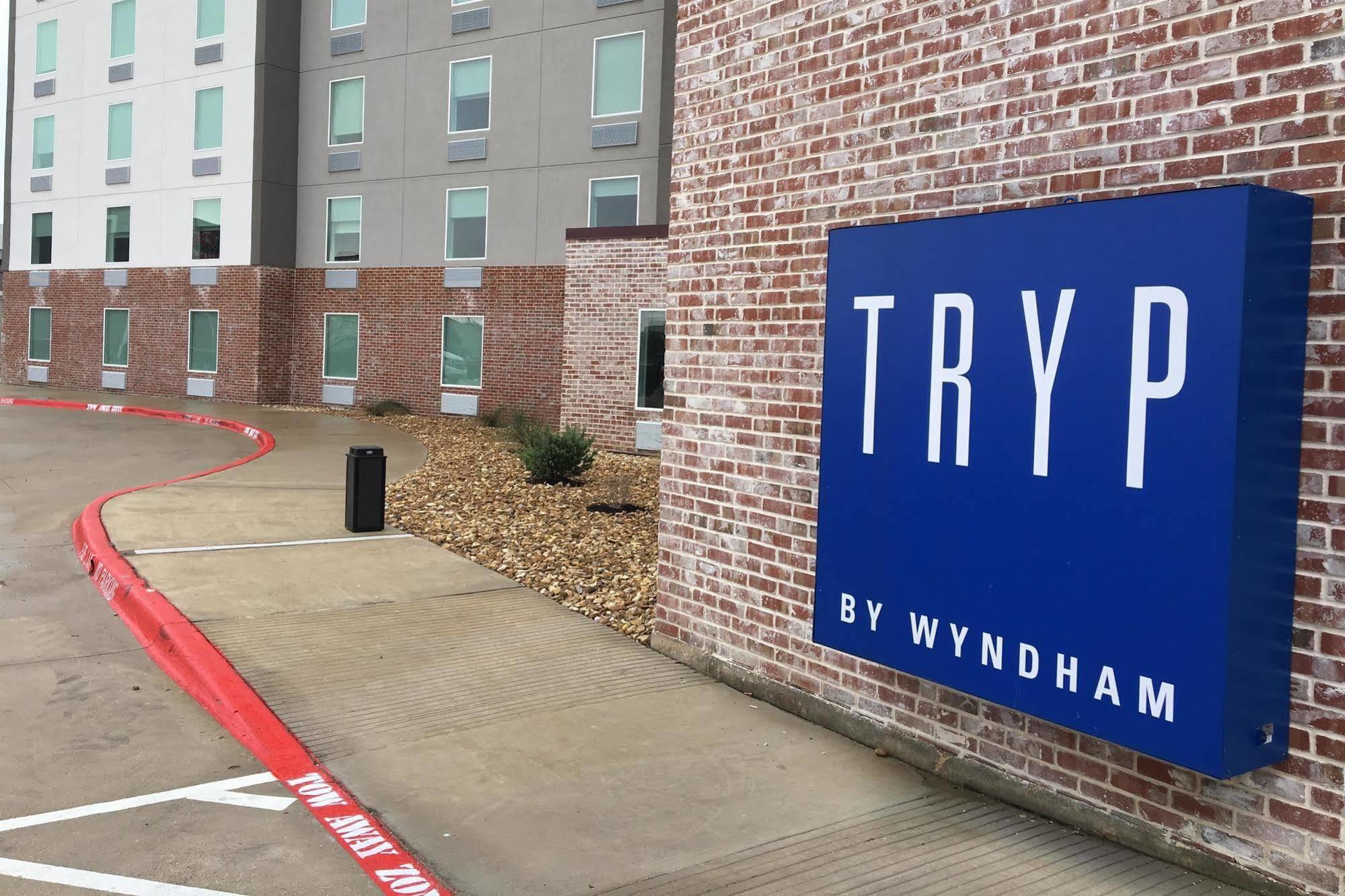 מלון Tryp By Wyndham קולג' סטיישן מראה חיצוני תמונה